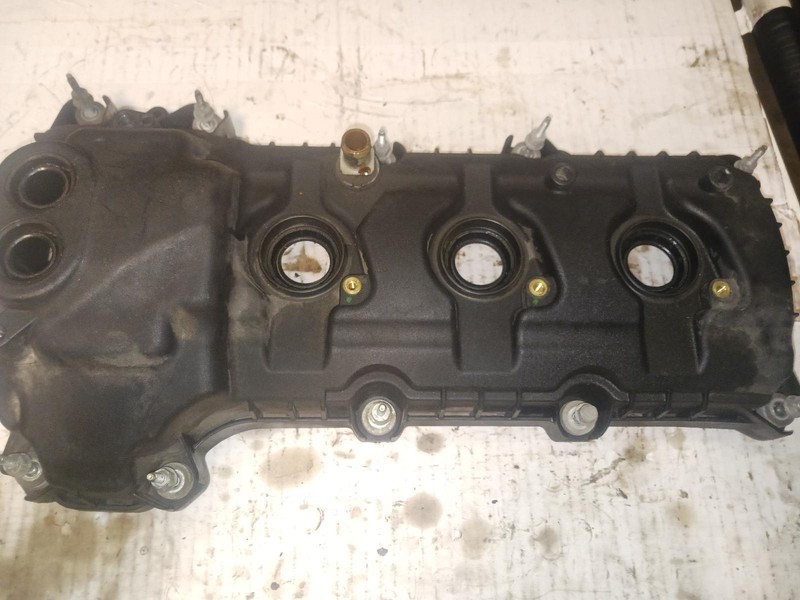 2014 LINCOLN MKS 3.7L right side Valve Cover OEM 14
