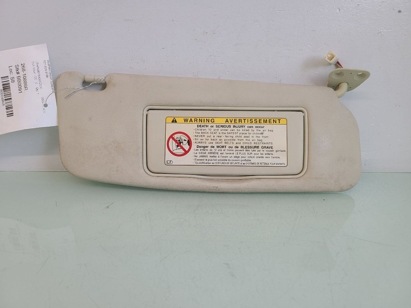 Passenger Sun Visor Illuminated Fits 02-06 LEXUS SC430 549805