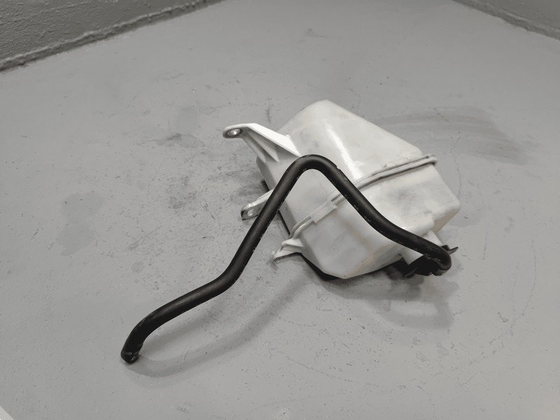 Toyota Avalon Radiator Coolant Expansion Reservoir Tank Bottle & Cap OEM 2019-22