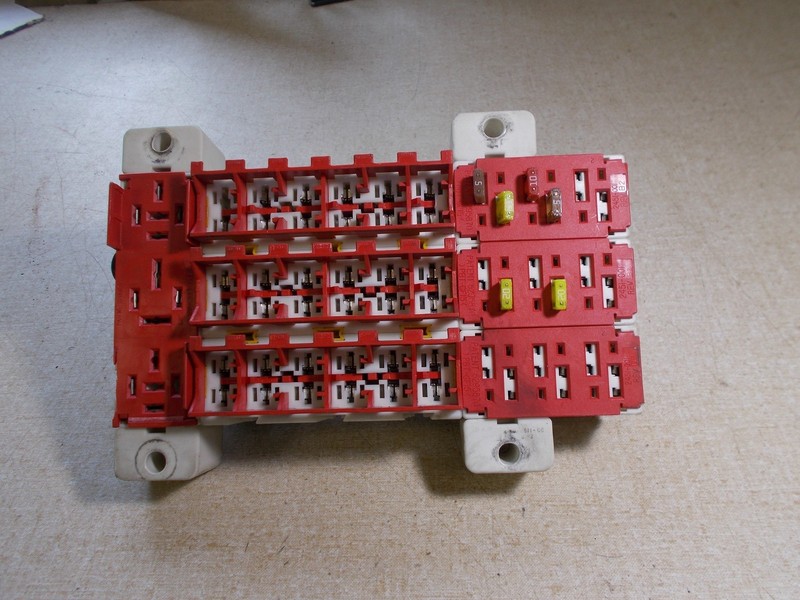 Freightliner Fuse Block Assembly Rev G 90-1192-002 5292870 *FREE SHIPPING*