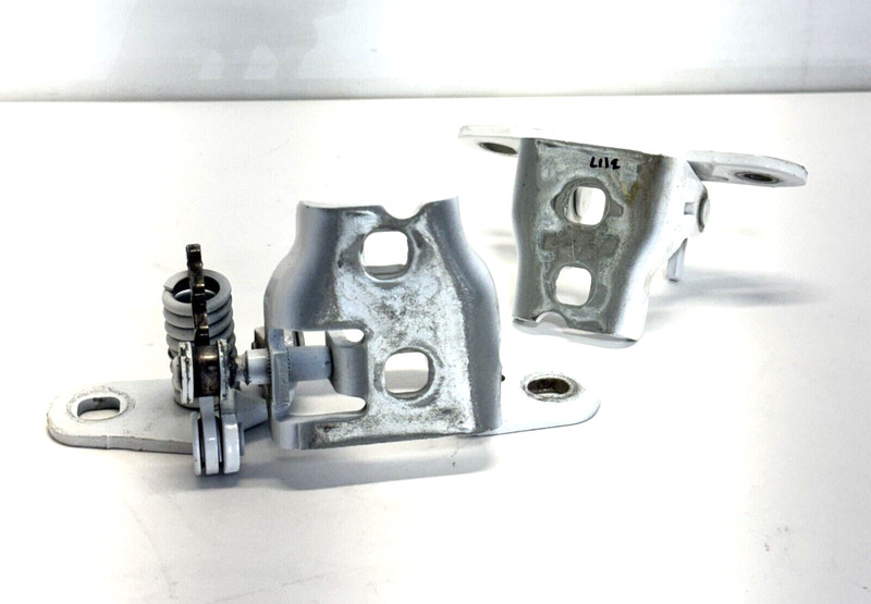 ✅2009-25 RAM CL 1500-3500 OEM REAR LEFT DRIVER SIDE HINGE DOOR UPPER & LOWER SET