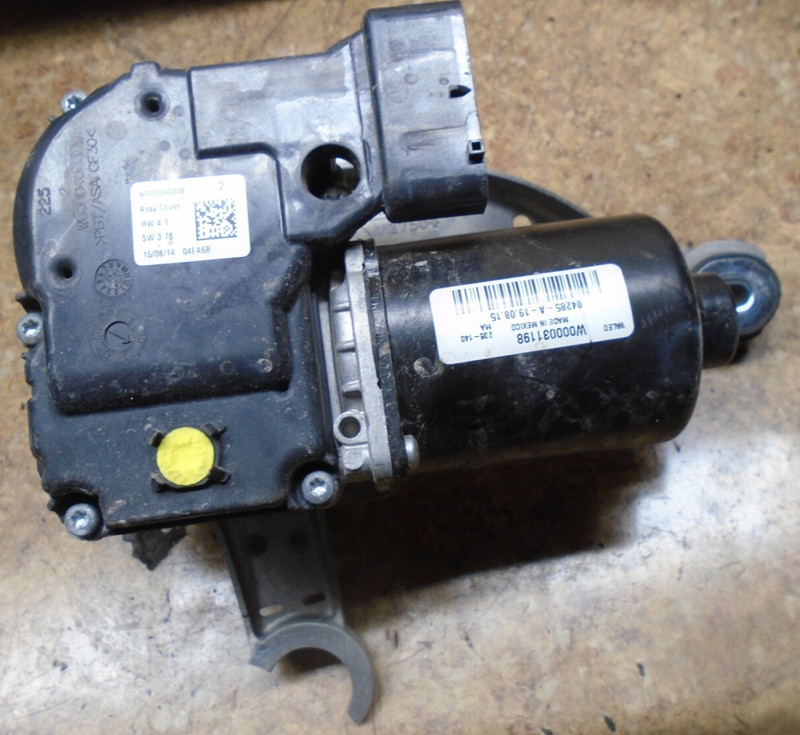 2016 Ford Fusion 1.5L 1.5 L Right Passenger Side Windshield Wiper Motor Window