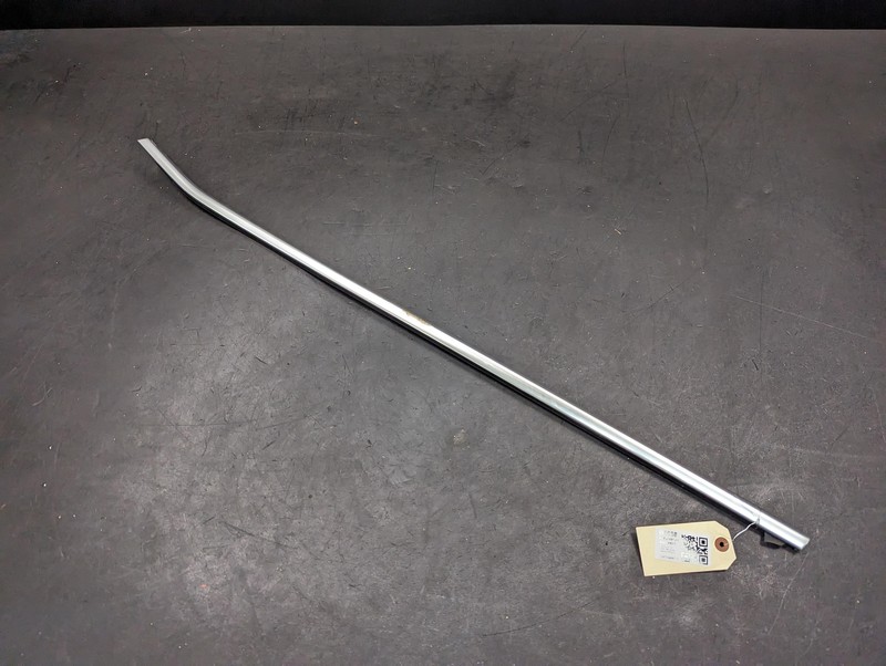 Front Left Door Window Belt Molding 2018 BMW X1 51337410461 2016 2017 2019 2021
