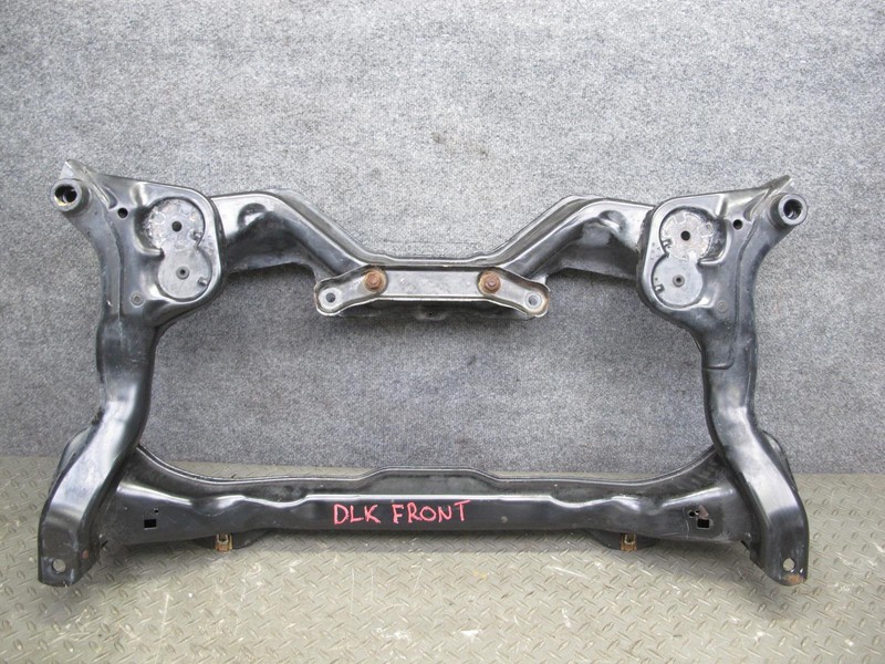 2012-2016 MERCEDES R172 SLK FRONT SUBFRAME CROSSMEMBER CRADLE AXLE CARRIER