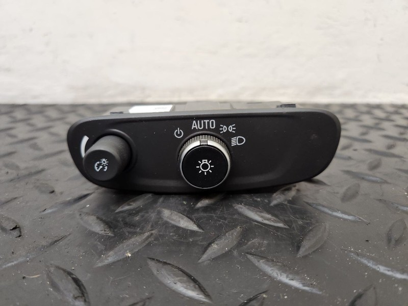 24-25 Buick Envista Headlamp Headlight Control Switch W/O Fog OEM 85651914