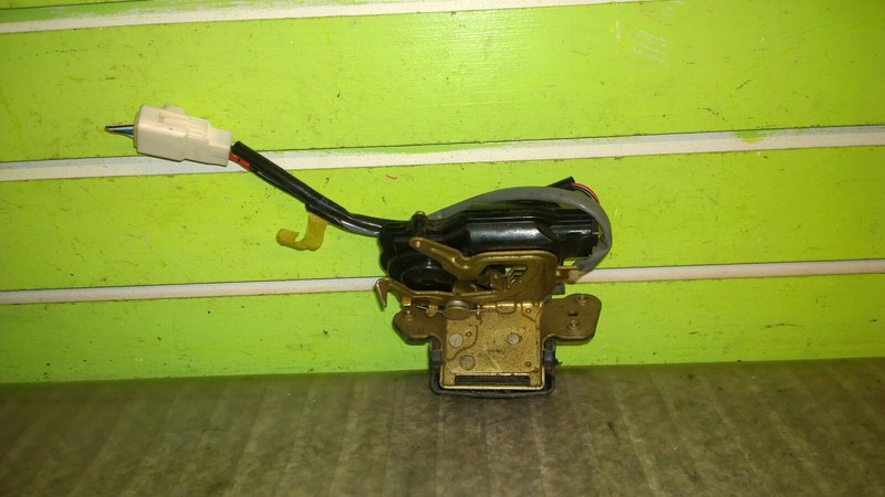 04-10 TOYOTA SIENNA 3.3L LIFTGATE REAR HATCH LOCK LATCH ACTUATOR OEM 1531-26