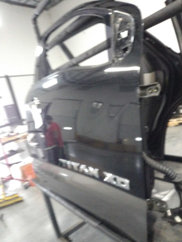 2016 Nissan Titan XD Right Door Black Used Good Condition 79K Miles