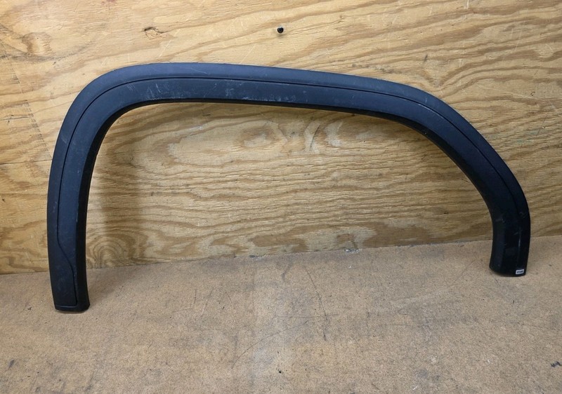 20 2021 2022 2023 2024 2025 GMC Sierra 1500 Front Wheel Flare Fender Molding RH