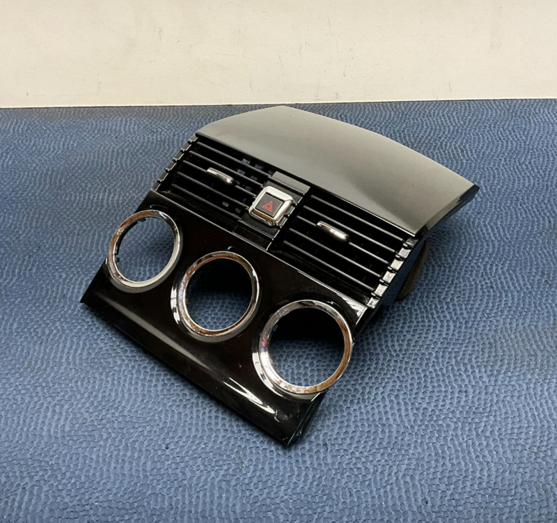 07-10 Saturn Sky Center Dashboard Vent Climate Control Trim Bezel Cover OEM 69K