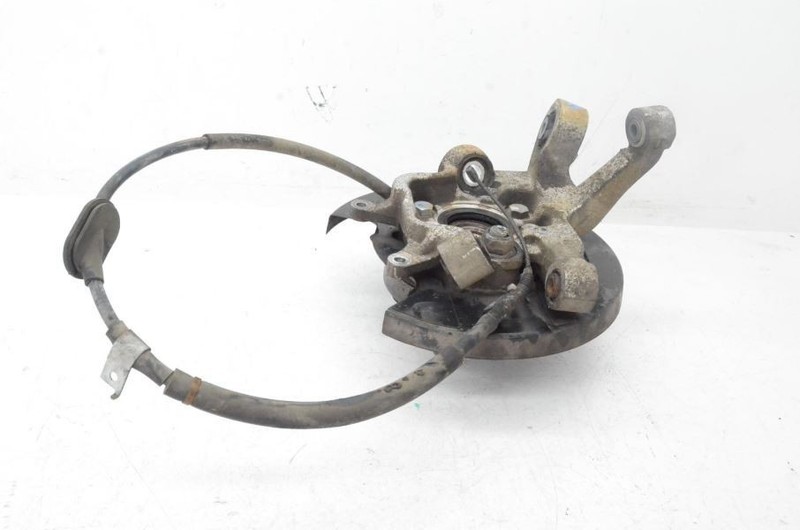 1991-1996 Nissan 300ZX Z32 2+2 Driver Left Rear Spindle Assembly