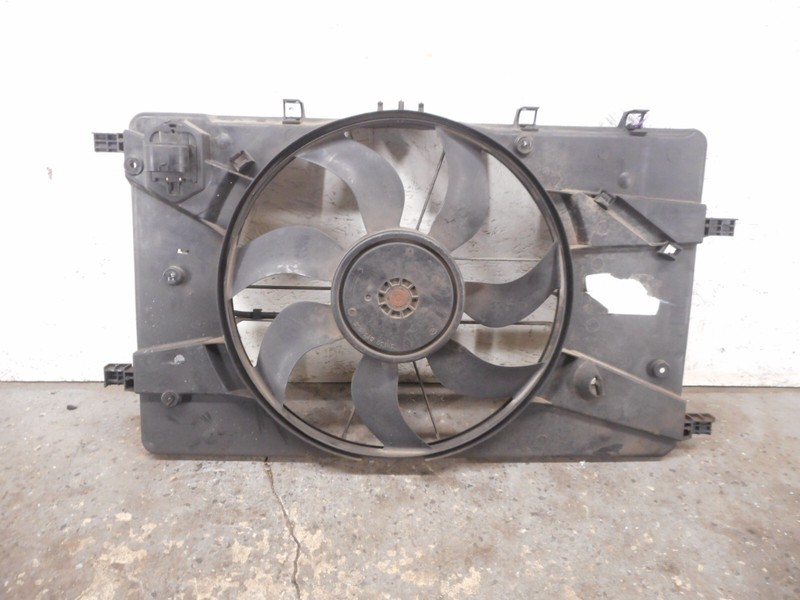 Chevrolet Cruze Engine Cooling Fan Assembly 13342258 13289627 OEM 2011-2016