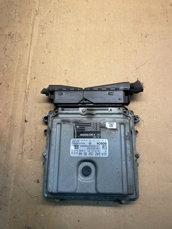 2007 to 2009 Mercedes Sprinter ECU ECM Engine Control Module Unit OEM w7268 DG