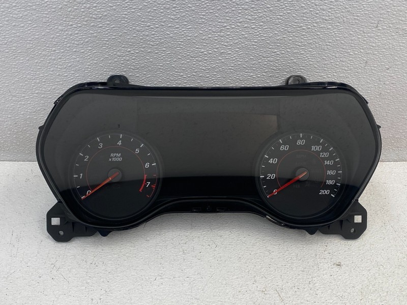 16 17 18 Chevrolet Camaro SS Speedometer Instrument Gauge Cluster Unit 1547 OEM