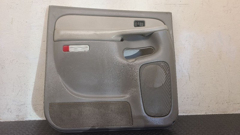 00-02 GMC Yukon XL Rear Left Driver Pewter W/ Shale Accents OEM 15086571