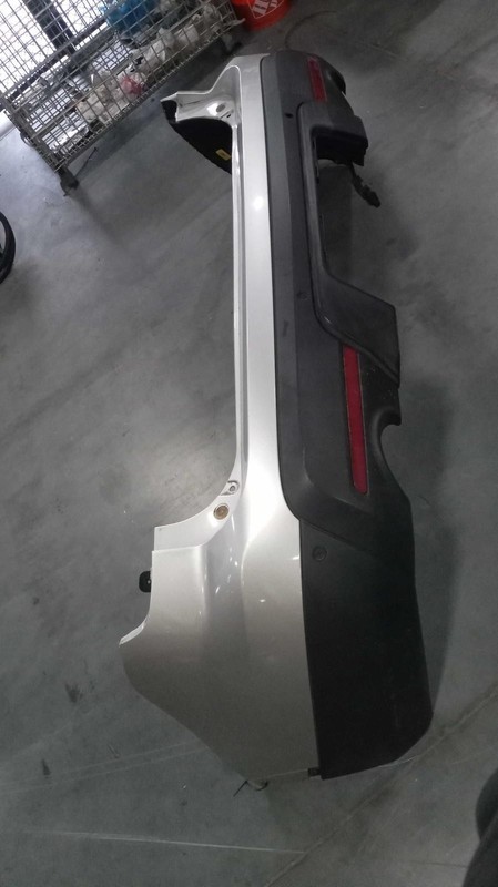 2013 Ford Explorer Silver Rear Bumper Assembly OEM w/Tow Package 194K Miles