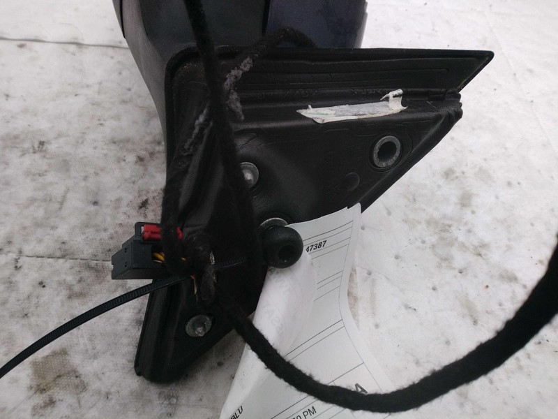 2013-2015 Volkswagen Passat Left Door Mirror Blue OEM 497750 147K Miles