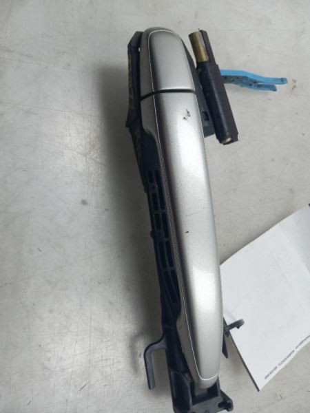 04-06 LEXUS RX330 3.3L PASSENGER SIDE REAR (EXTERIOR) DOOR HANDLE