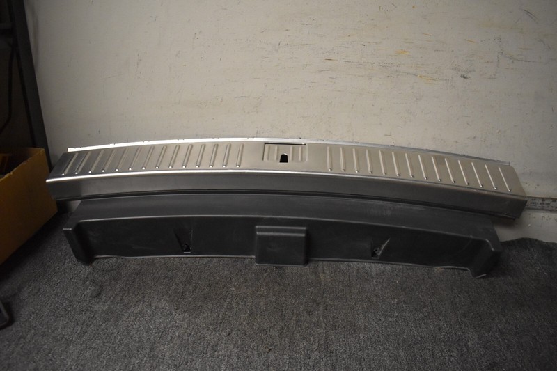 2019-2022 PORSCHE CAYENNE TURBO SILL TRIM FACTORY OEM