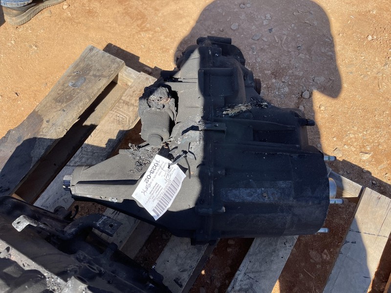 2018-2019 SILVERADO 1500 5.3L 4X4 TRANSFER CASE FIRE DAMAGED AS IS