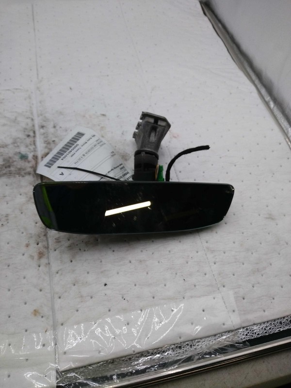 Used Front Center Interior Rear View Mirror fits: 2016 Volvo XC90 auto dimming w