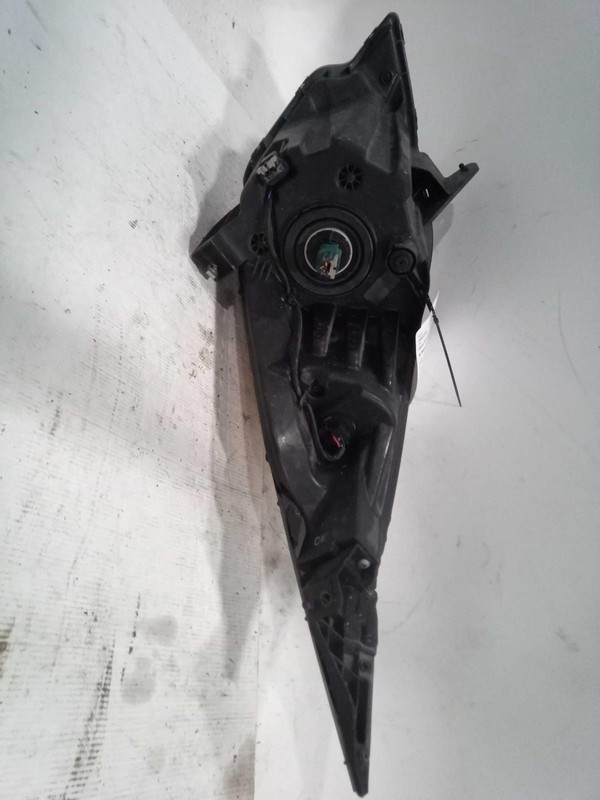 Used Right Headlight Assembly fits: 2015 Chevrolet Spark Right Grade A