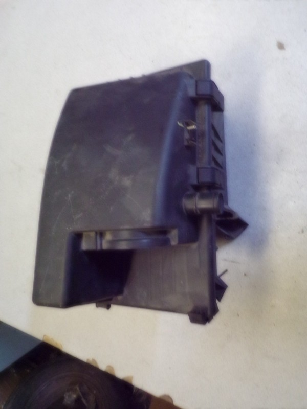 Volvo 8624781 Air Cleaner Box 13585 *FREE SHIPPING*