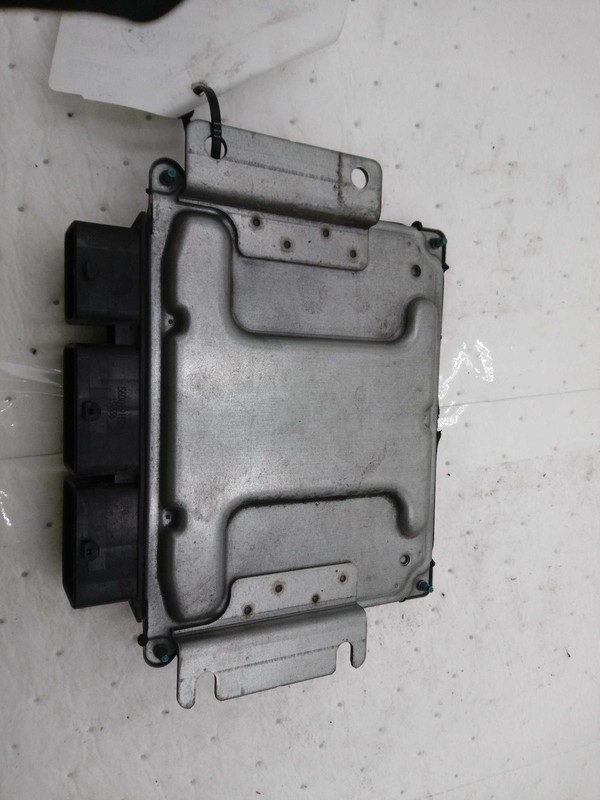 2020 Nissan Murano Engine Control Module ECM 3.5L OEM Silver 90K Miles