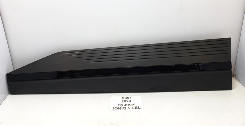 ✅ 22-24 Hyundai IONIQ 5 SEL Front Left Driver Side Door Molding Trim 32k*