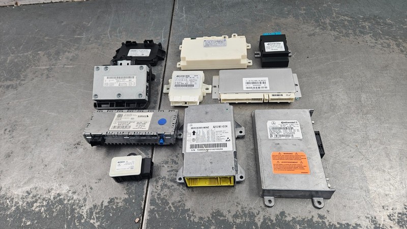 2011 Mercedes Benz AMG E 63 Body Control Modules #4899 P6