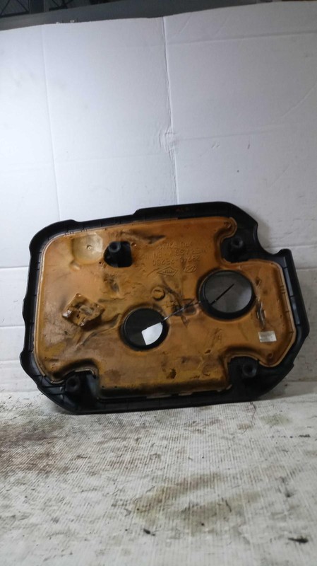 2019 Hyundai Tucson Engine Cover Red 83K Miles OEM Replacement Part
