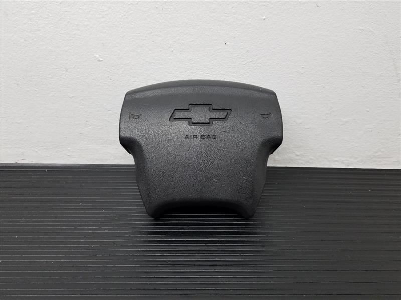 03-07 Chevrolet Express 2500 Van Left Driver Wheel Restraint Bag OEM 15118217