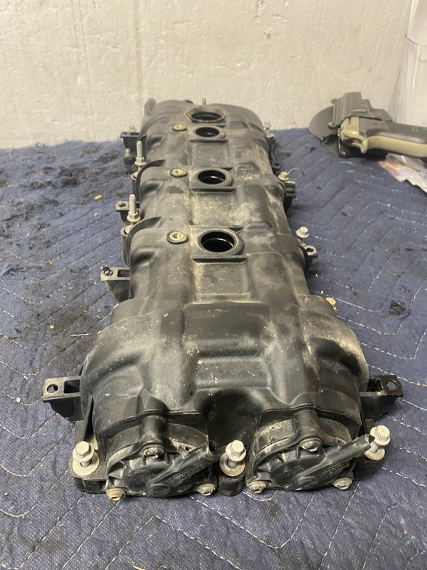 2012 Chrysler Town And Country Rear Valve Cover OEM
