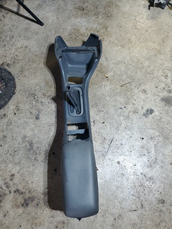 95-99 PONTIAC SUNFIRE CENTER CONSOLE INSERT STORAGE GRAPHITE