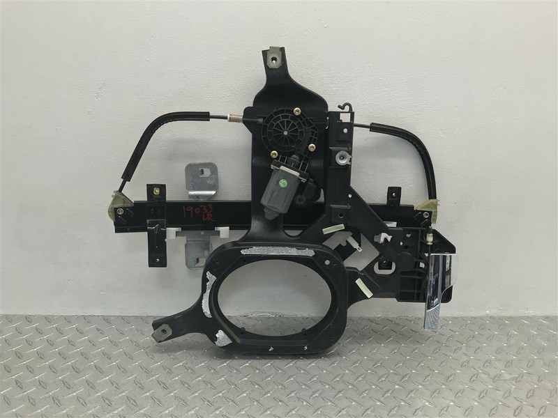 03-06 LINCOLN NAVIGATOR REAR LEFT WINDOW REGULATOR & MOTOR OEM 6L1Z-7827009-AA