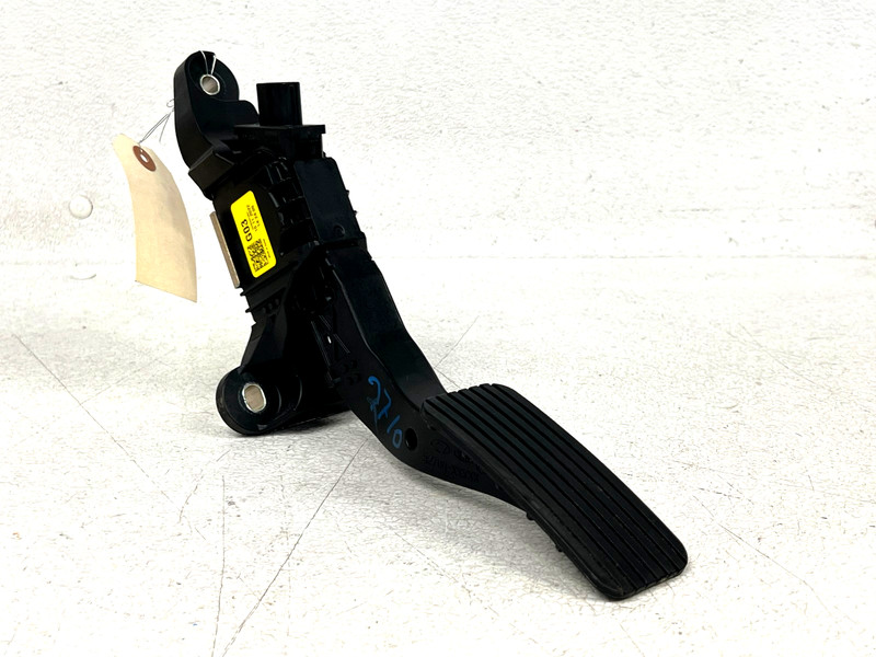 ⭐2021-2023 HYUNDAI ELANTRA ACCELERATOR THROTTLE PEDAL TRAVEL SENSOR OEM LOT2710