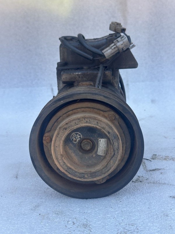 1990 1991 LEXUS ES250 AIR CONDITION AC COMPRESSOR 88320-32091