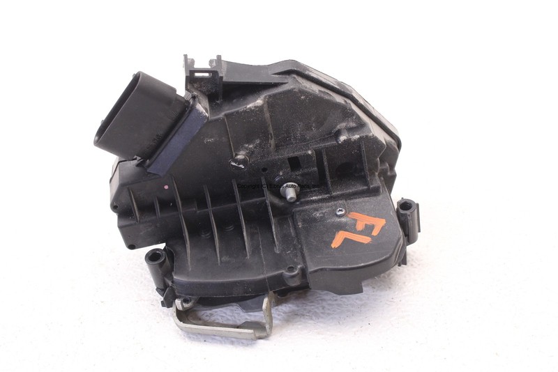 2013 - 2019 FORD ESCAPE FRONT DRIVER DOOR LOCK LATCH ACTUATOR BF6AF21813AM OEM