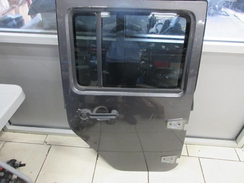 2011-2018 Jeep Wrangler JK JKU OEM Rear Right Passenger Door w Glass 68079598