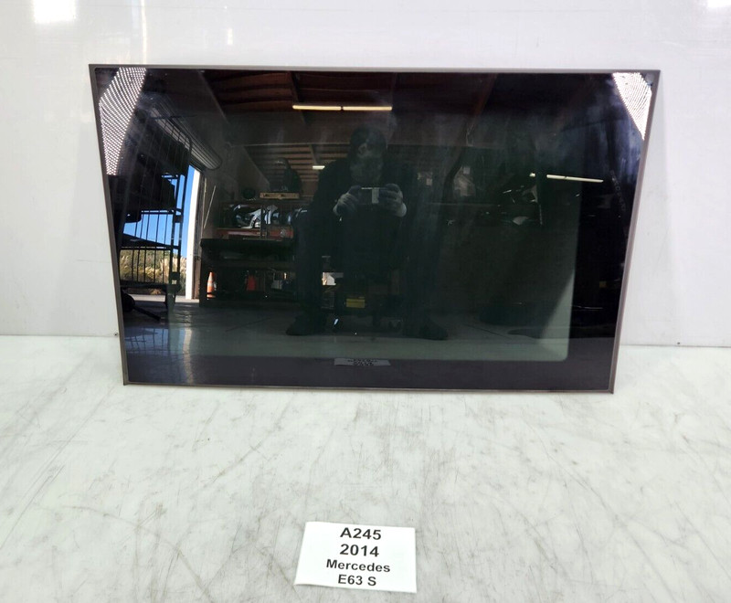 ✅ 10-16 OEM Mercedes W212 E63 S AMG Center Panoramic Sunroof Sun Roof Glass