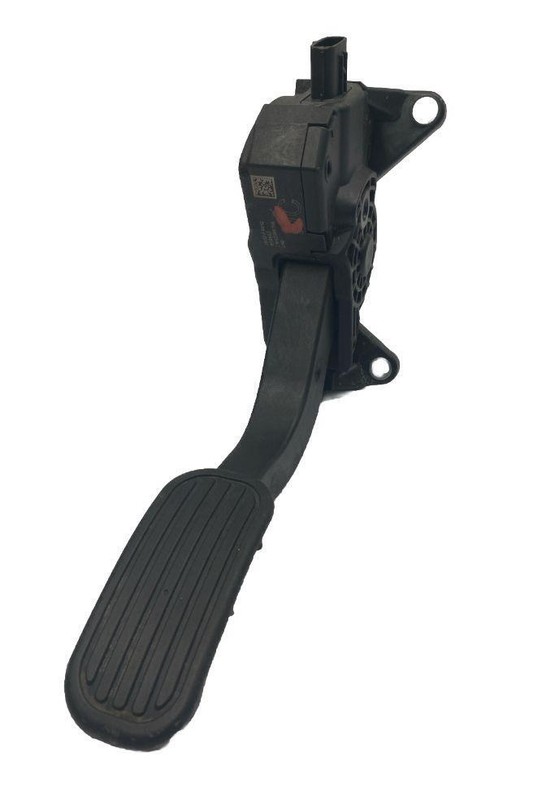 Toyota CHR accelerator pedal 2019 accelerator pedal assembly 2.0L OEM 78110F4010