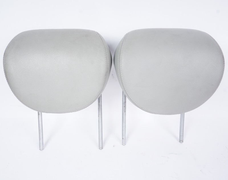 2003 - 2008 Mercedes SL500 Front Seat Headrest Left & RightOEM