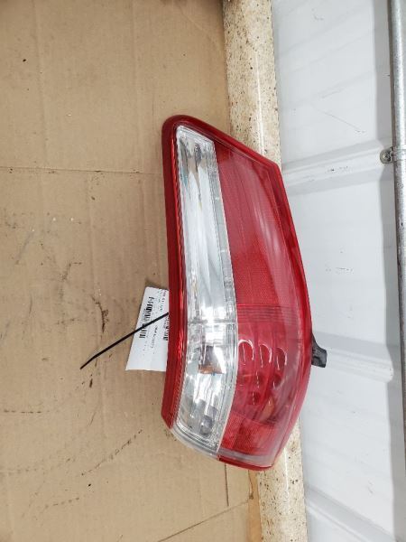 Passenger Tail Light Quarter Panel Mounted Hybrid Fits 07-09 CAMRY 284183