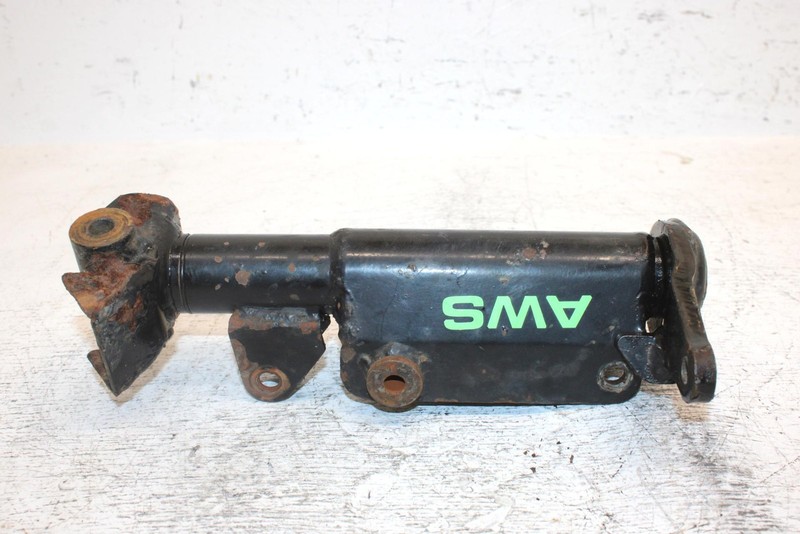 1996 Arctic Cat Cougar Oem Right Steering Spindle 0703-282 SA32