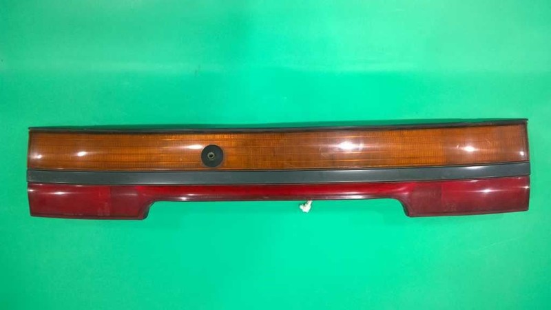 92 93 94 95 96 MITSUBISHI EXPO CENTER TAILLIGHT FINISH PANEL OEM 2907-25