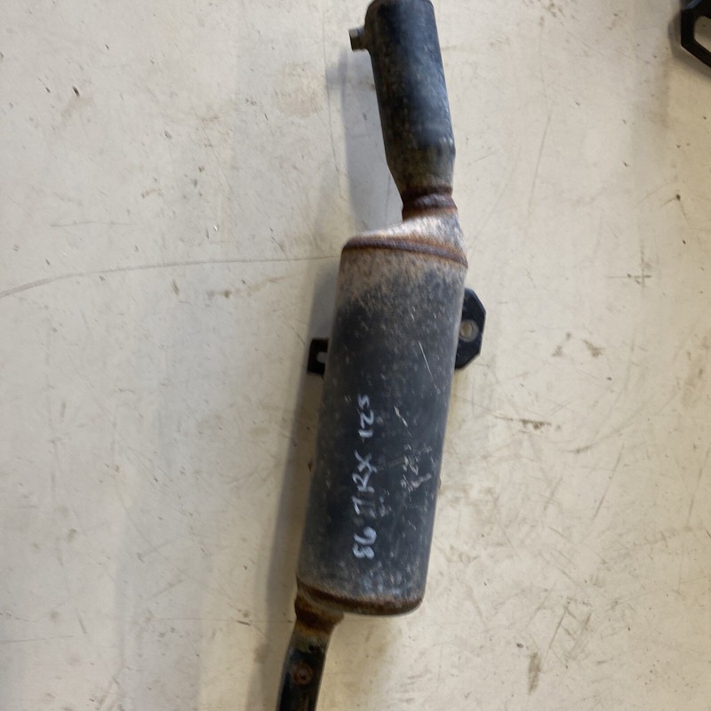 1985 - 1986 Honda Fourtrax Trx 125Trx125 Motor Exhaust muffler Good