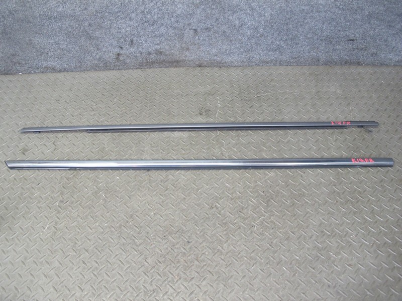 2011-2020 INFINITI QX56 QX80 FRONT LEFT & RIGHT SIDE DOOR WINDOW MOLDING SET