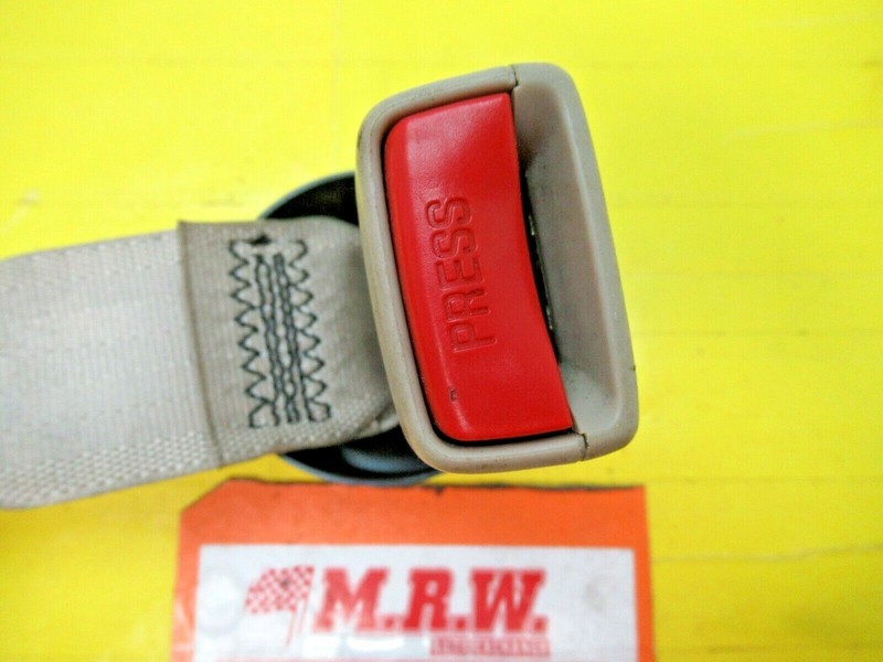 REAR SEAT BELT BUCKLE LATCH SEATBELT BACK CENTER MIDDLE for 99-00 MAZDA MILLENIA