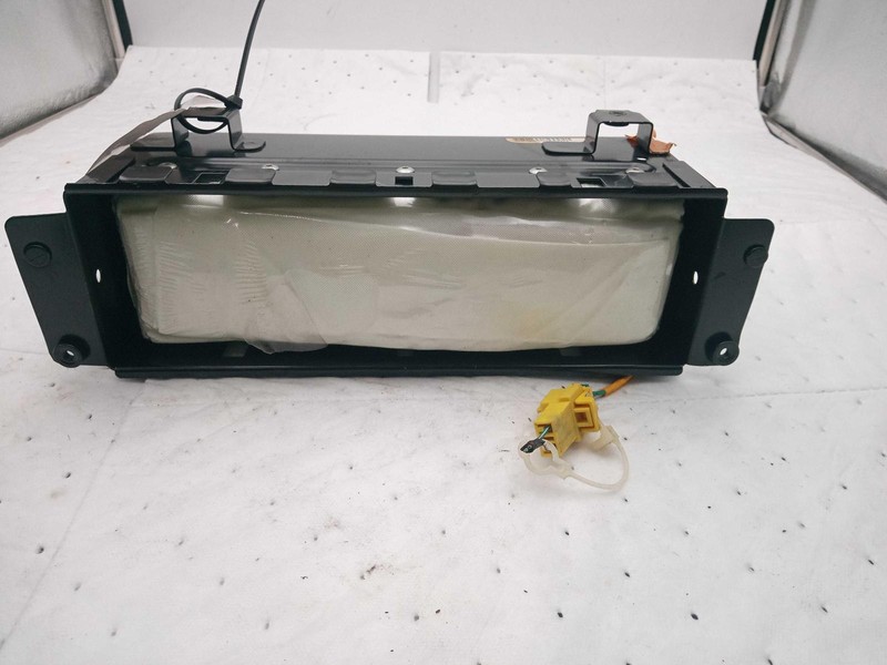 2001 GMC Yukon XL 1500 Right Air Bag 174076 Green Used 210k Miles