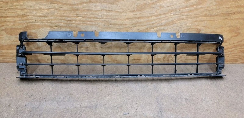 2012 2013 2014 2015 VOLKSWAGEN BEETLE Front Bumper Lower Grille OEM