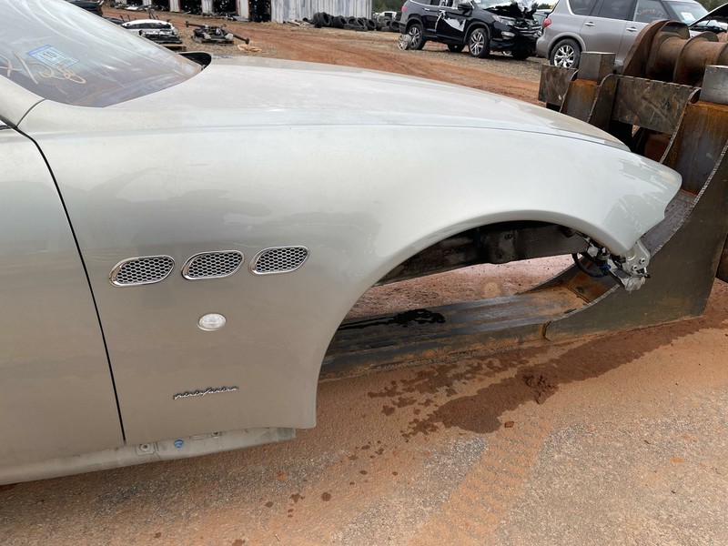 03-08 MASERATI QUATTROPORTE M139 RIGHT PASSENGER SIDE FENDER OEM